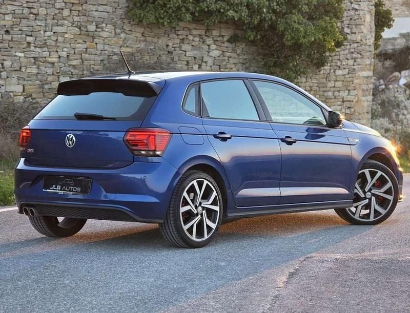 Usado VW Polo GTI 200 CV (147 kW) 2019 Azul Utilitario