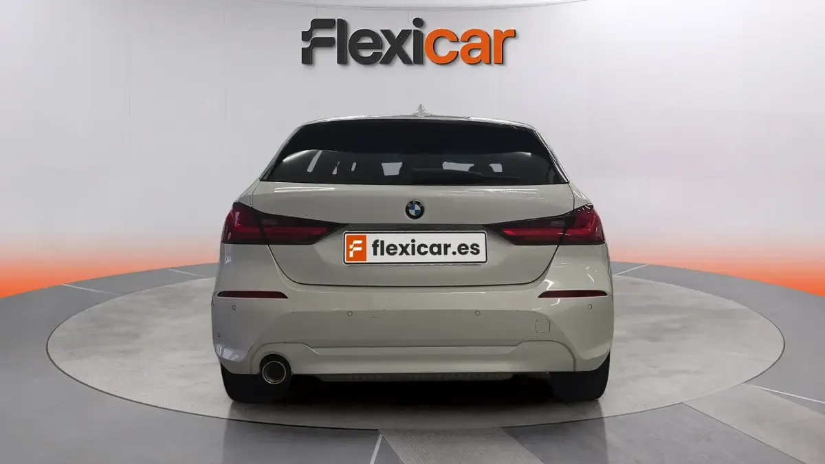 Usado BMW 118 140 CV (102 kW) 2020 Blanco Utilitario