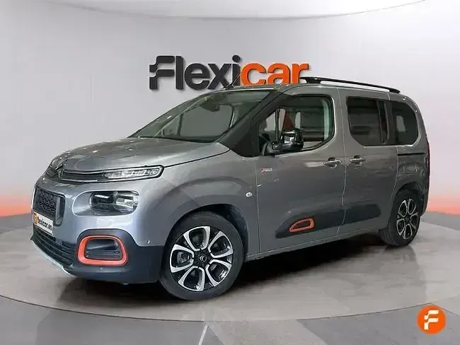 Usado Citroën Berlingo Shine 130 CV (95 kW) 2022 Gris Monovolumen