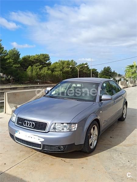 Gris / plata Usado 2003 Audi A4 Berlina | 3500 € (Un poco caro) - Imagen 1/4