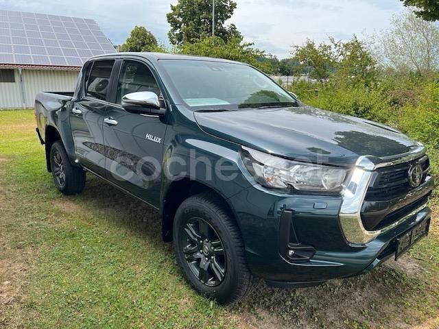 Nuevo Toyota HiLux 204 CV (150 kW) 2025 Verde Recogida