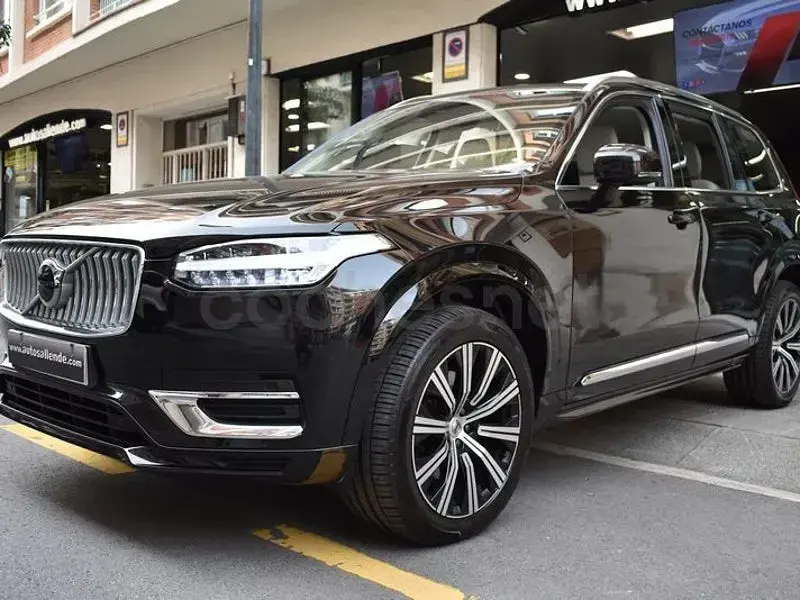 Usado Volvo XC90 Plus 235 CV (172 kW) 2024 Negro SUV