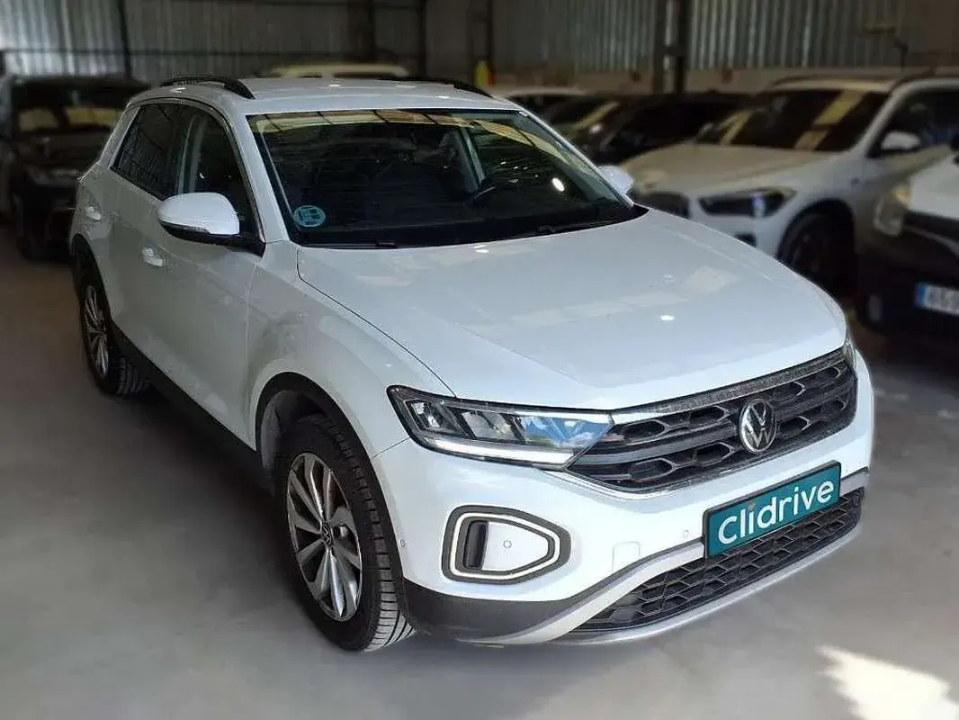 Usado VW T-Roc Life 116 CV (85 kW) 2022 Blanco SUV