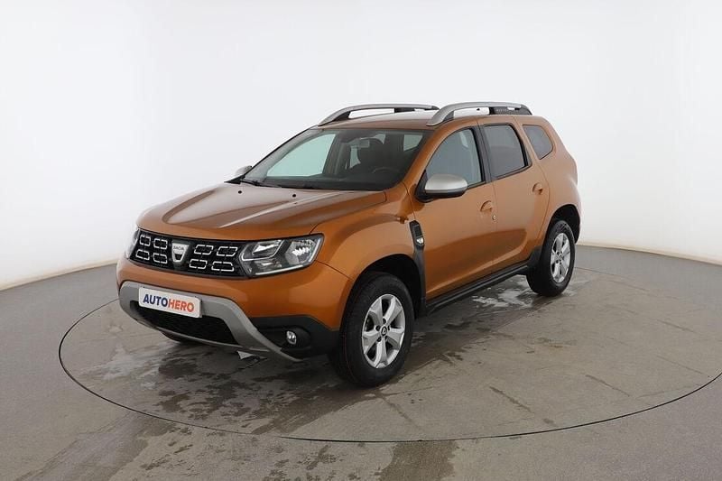 Usado Dacia Duster Comfort 110 CV (80 kW) 2018 Naranja SUV