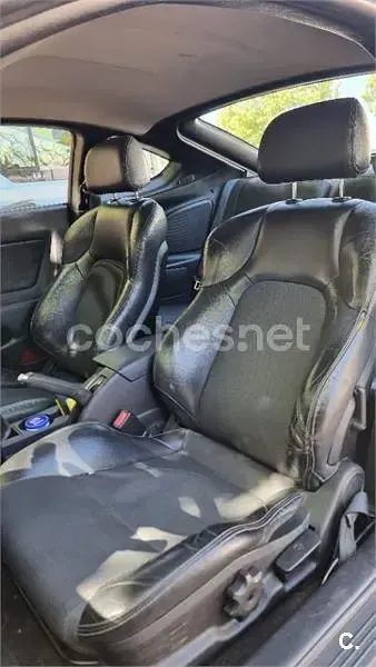 Usado Hyundai Coupé 143 CV (105 kW) 2007 Negro Coupe