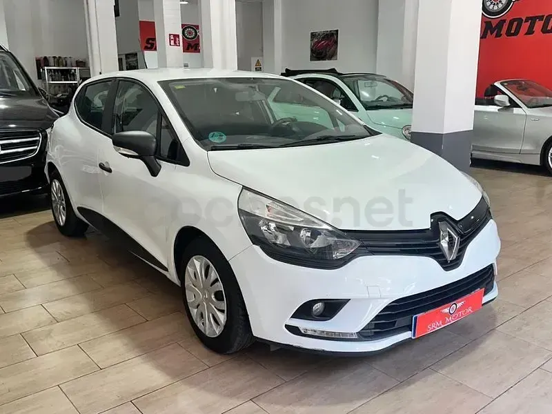Usado Renault Clio IV Business 75 CV (55 kW) 2019 Blanco Berlina