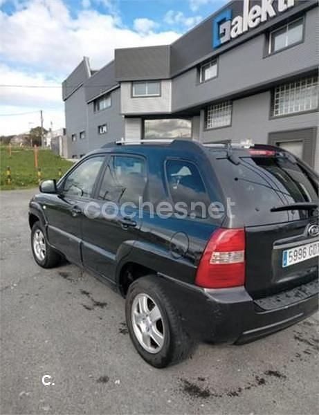 Usado Kia Sportage LX 142 CV (104 kW) 2008 Negro SUV