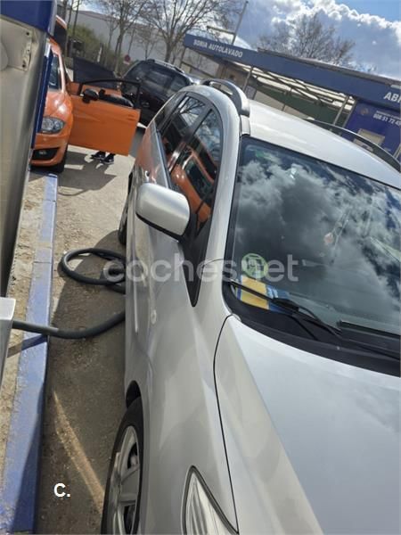 Gris / plata Usado 2008 Mazda 5 Active Monovolumen | 4950 € (Precio justo) - Imagen 1/4