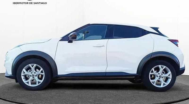 Usado Nissan Juke N-Connecta 114 CV (83 kW) 2022 Sapporo white (sólido) SUV
