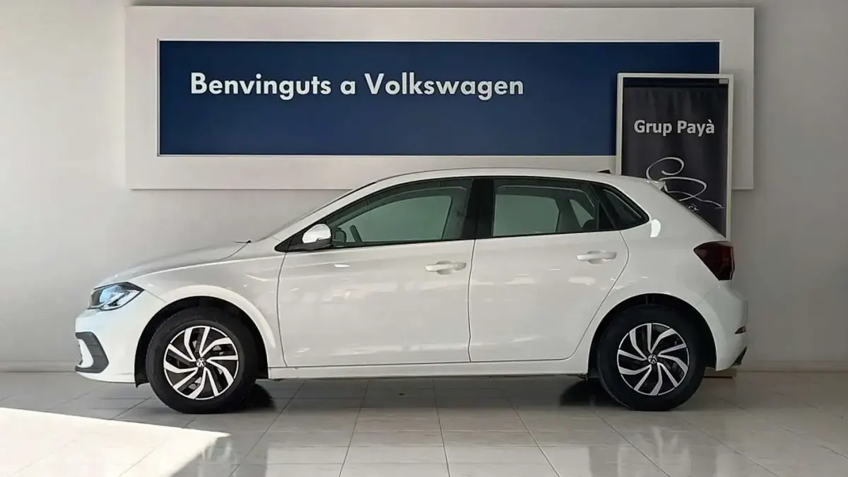 Usado VW Polo Life 95 CV (69 kW) 2023 Blanco Utilitario