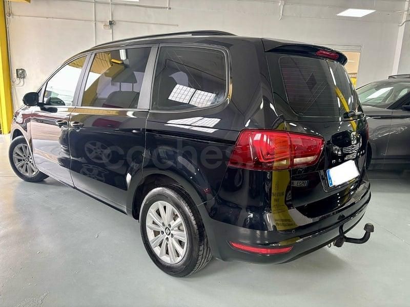 Usado Seat Alhambra 150 CV (110 kW) 2017 Negro Monovolumen