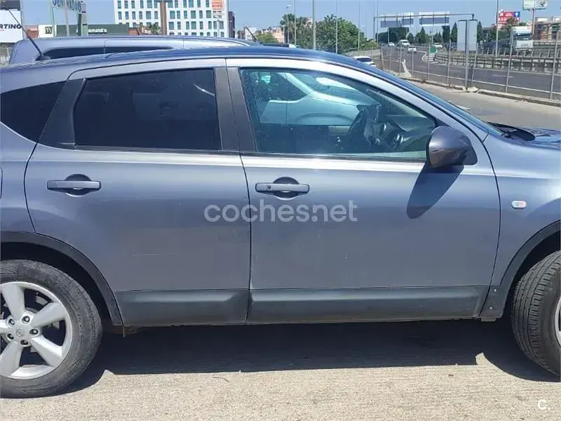 Usado Nissan Qashqai Tekna 140 CV (102 kW) 2008 Gris / plata SUV