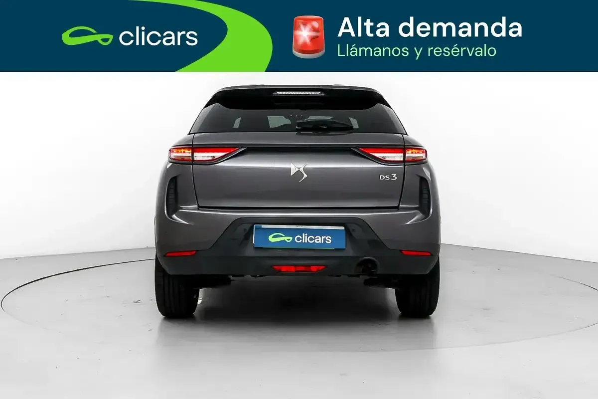 Usado DS Automobiles DS3 Crossback So Chic 100 CV (73 kW) 2020 Gris SUV