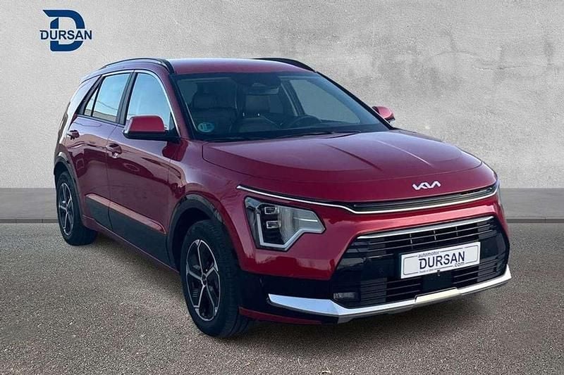Usado Kia Niro 141 CV (103 kW) 2024 Rojo SUV