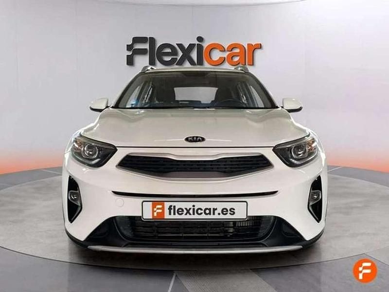 Usado Kia Stonic 101 CV (74 kW) 2021 Blanco SUV