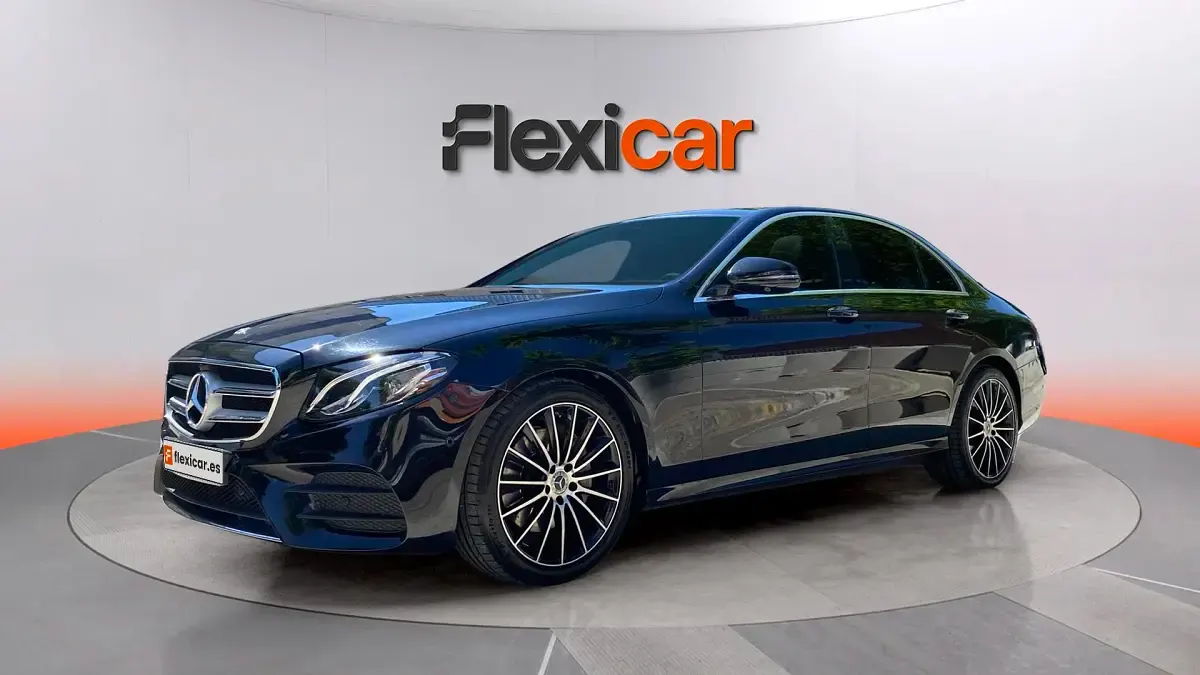 Usado Mercedes E220 194 CV (142 kW) 2019 Negro Berlina