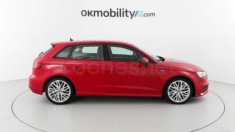 Usado Audi A3 S-Line 150 CV (110 kW) 2019 Rojo Berlina