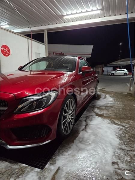 Usado Mercedes C220 170 HP (125 kW) 2018 Vermelho Coupé