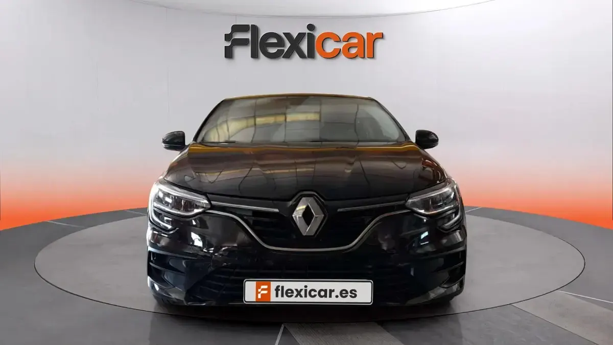 Usado Renault Mégane II Intens 115 CV (84 kW) 2022 Negro Berlina