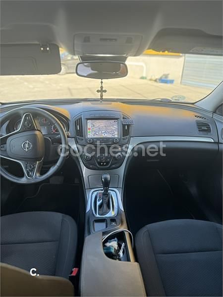 Negro Usado 2015 Opel Insignia Selective Familiar | 11.500 € (Un poco caro) - Imagen 1/4