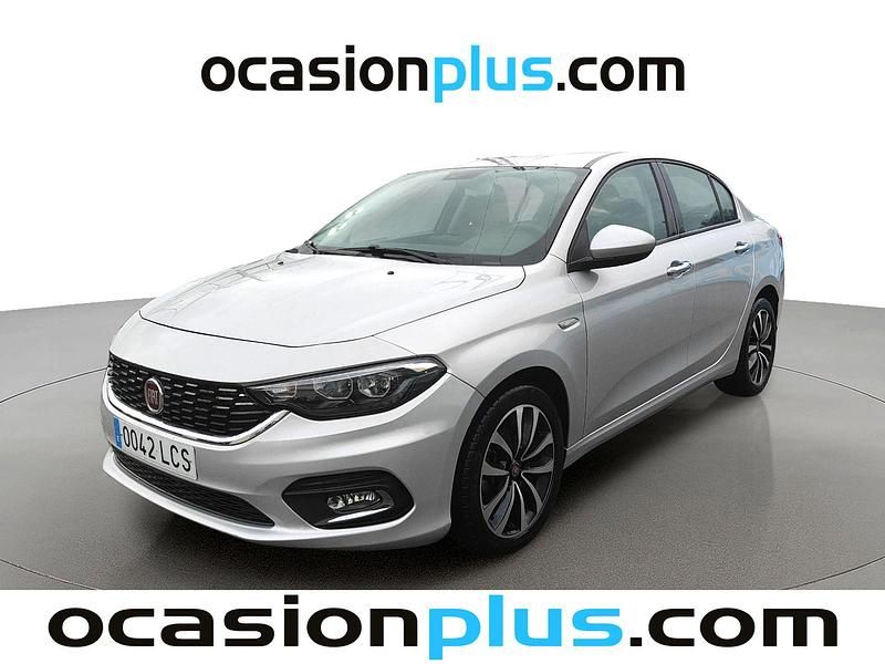Usado Fiat Tipo Lounge 95 CV (69 kW) 2019 Gris plata Berlina