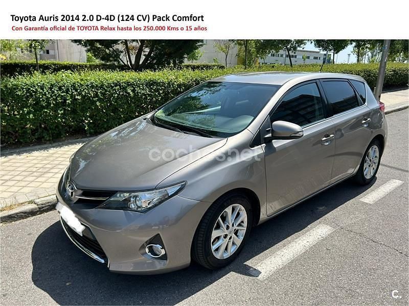 Beige Usado 2014 Toyota Auris Active Berlina | 9000 € (Precio justo) - Imagen 1/4