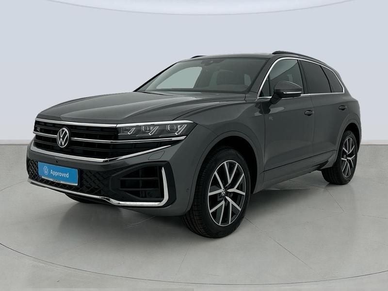Usado VW Touareg R-line 286 CV (210 kW) 2025 Gris SUV