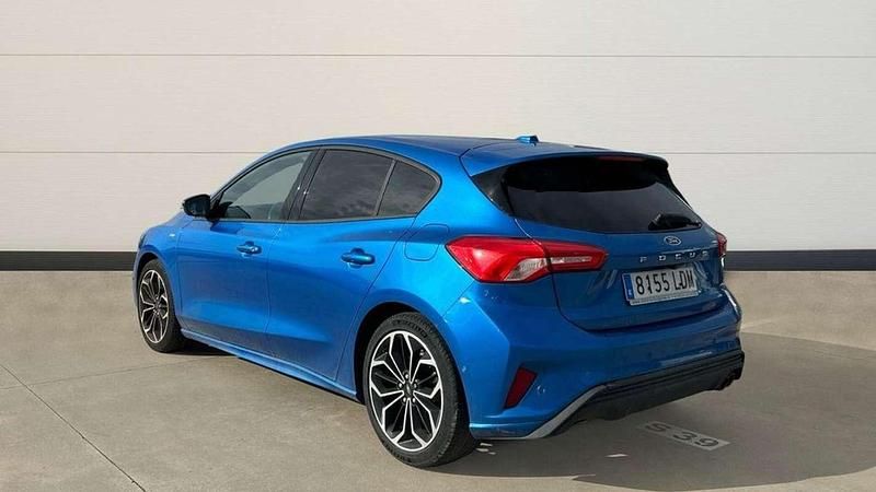 Usado Ford Focus ST-Line 125 CV (91 kW) 2019 Azul Utilitario