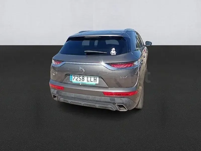 Usado DS Automobiles DS7 Crossback So Chic 300 CV (220 kW) 2020 Gris / plata SUV