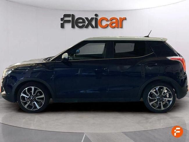 Usado Ssangyong (KGM) Tivoli Limited 115 CV (84 kW) 2017 Negro SUV