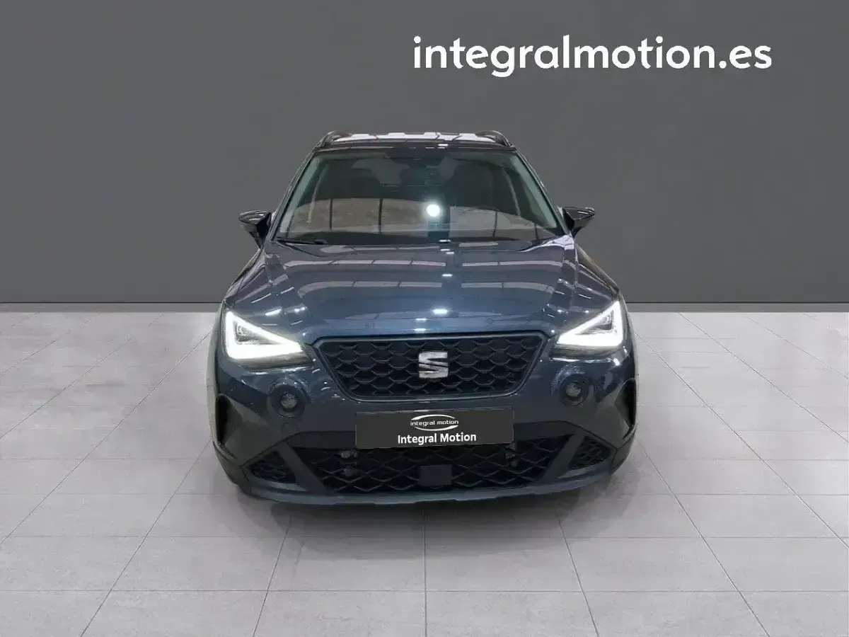 Usado Seat Arona Style 115 CV (84 kW) 2025 Negro SUV