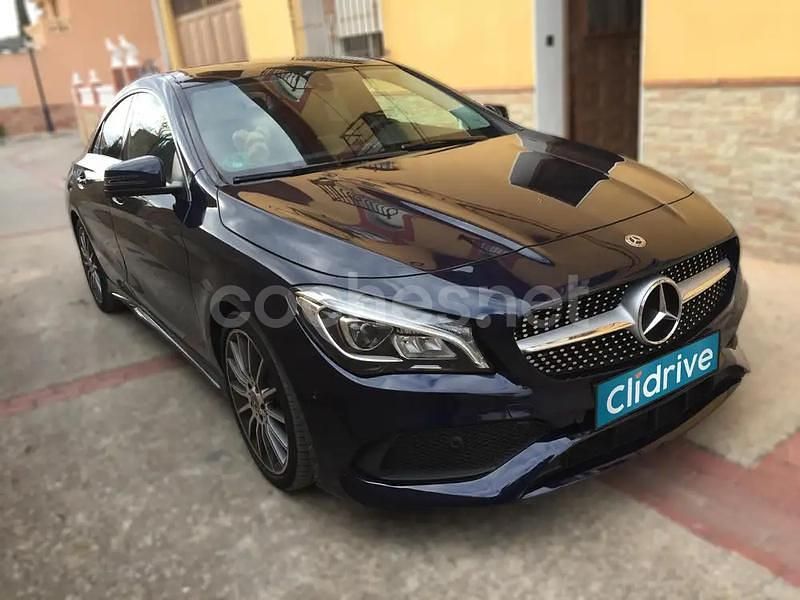 Usado Mercedes CLA200 156 CV (114 kW) 2017 Azul Berlina