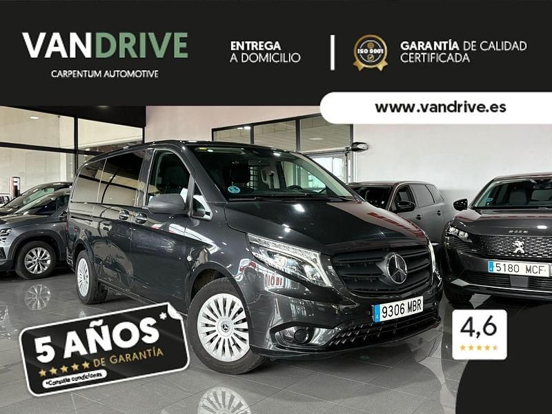 Negro Usado 2022 Mercedes Vito Monovolumen | 32.800 € (Caro) - Imagen 1/4