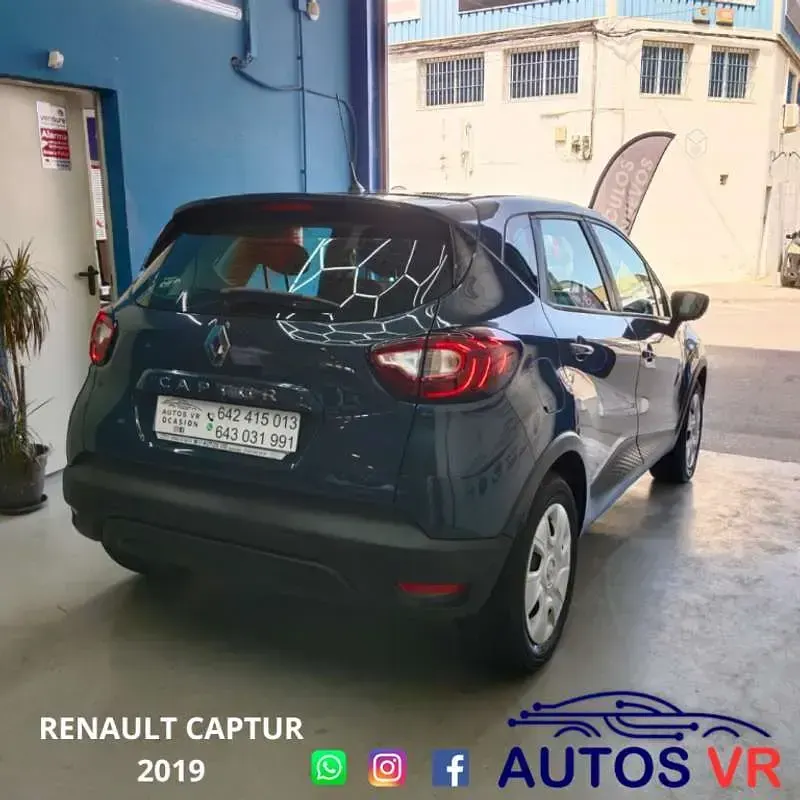 Usado Renault Captur Life 90 CV (66 kW) 2019 Azul SUV