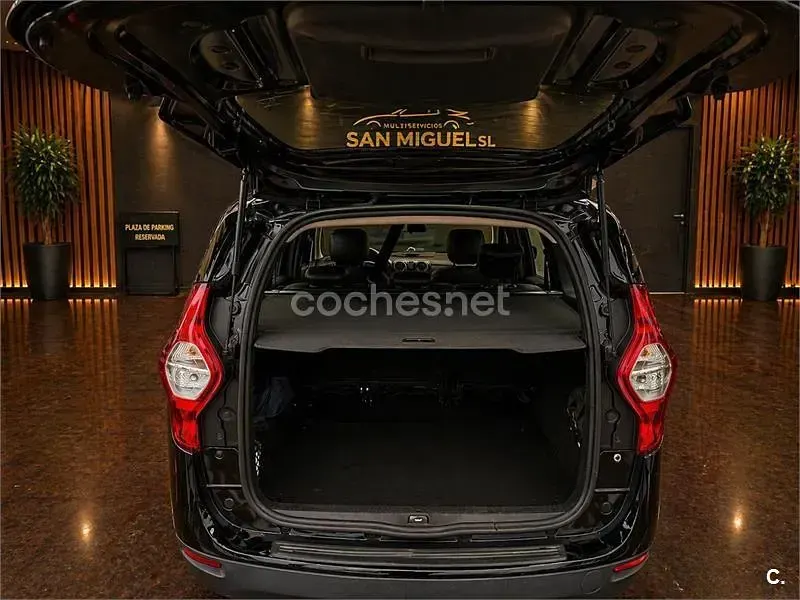 Usado Dacia Lodgy Comfort 102 CV (75 kW) 2019 Negro Monovolumen