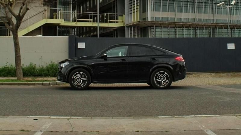 Usado Mercedes GLE350 320 CV (235 kW) 2021 Negro Coupe