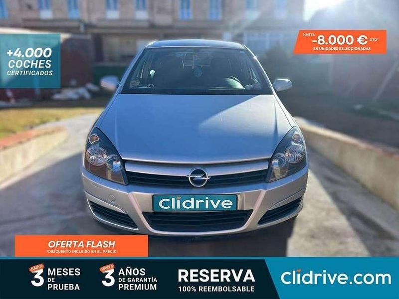 Usado Opel Astra Cosmo 110 HP (80 kW) 2006 Cinzento Sedan