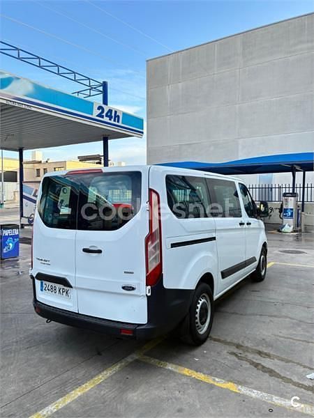 Usado Ford Tourneo Trend 105 CV (77 kW) 2018 Blanco Monovolumen