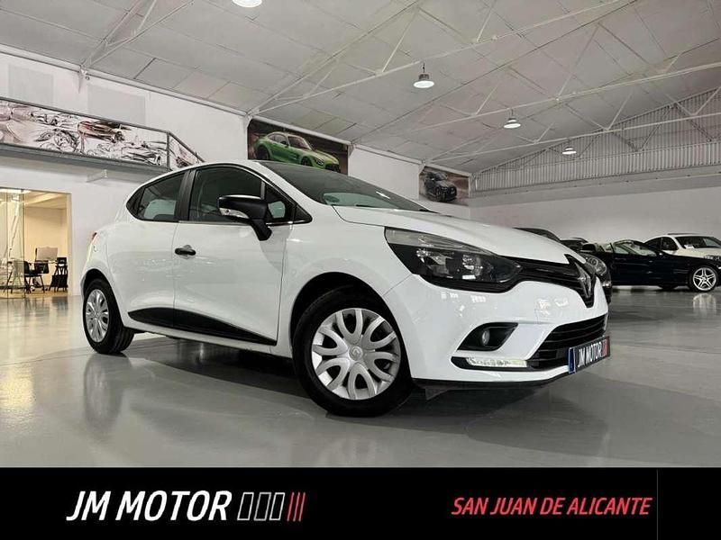 Usado Renault Clio IV Business 75 CV (55 kW) 2019 Blanco Berlina