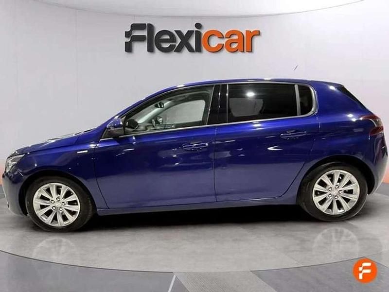 Usado Peugeot 308 SW Allure 131 CV (96 kW) 2020 Azul Familiar