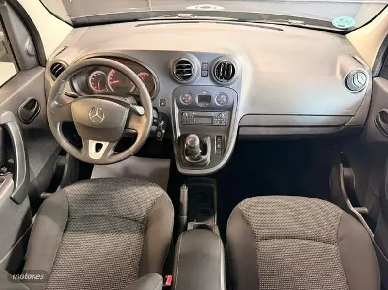 Usado Mercedes Citan 109 90 CV (66 kW) 2017 Gris Monovolumen