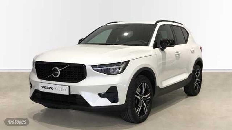 Usado Volvo XC40 Plus 163 CV (119 kW) 2024 Blanco SUV