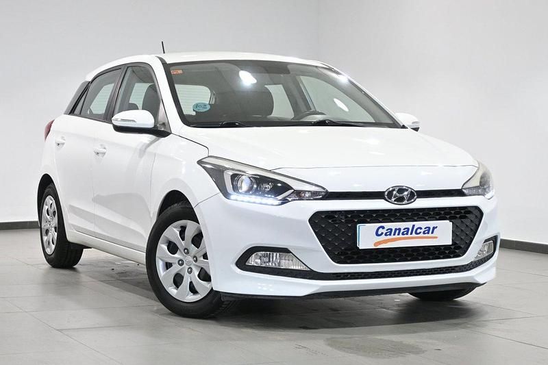 Usado Hyundai i20 Active 82 CV (60 kW) 2017 Blanco