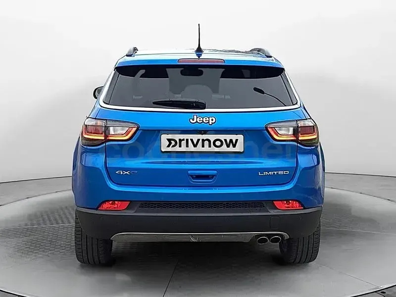Käytetty Jeep Compass Limited 190 HP (139 kW) 2021 Sininen Katumaasturi