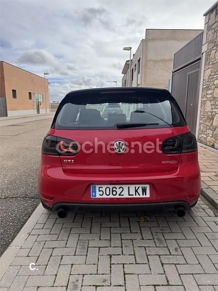 Rojo Usado 2010 VW Golf VI GTI Berlina | 12.500 € (Precio justo) - Imagen 1/4