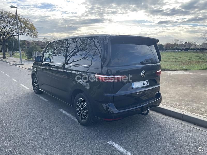 Usado VW Multivan Life 218 CV (160 kW) 2023 Negro Van