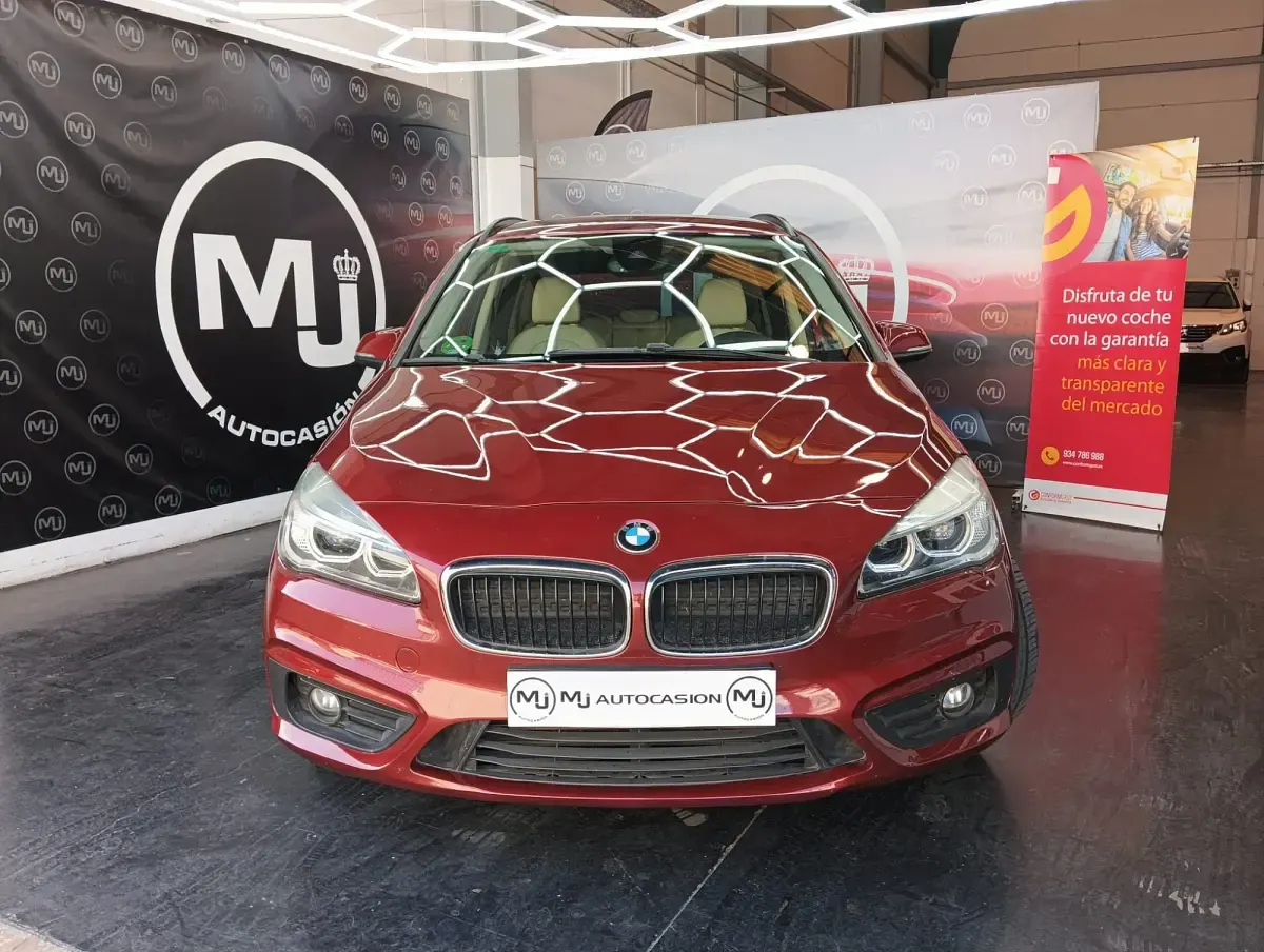 Usado BMW 220 190 CV (139 kW) 2016 Granate Familiar