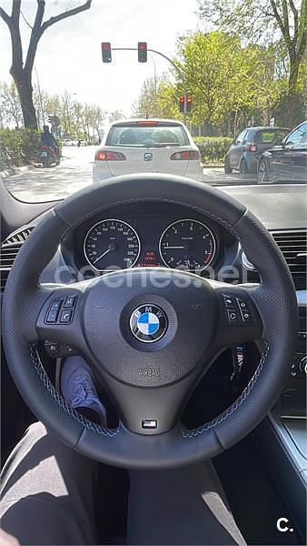 Usado BMW 118 143 CV (105 kW) 2009 Negro Utilitario