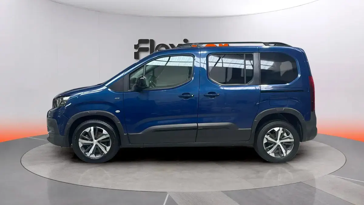 Usado Peugeot Rifter GT 101 CV (74 kW) 2023 Azul Monovolumen