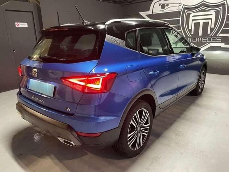 Usado Seat Arona FR 110 CV (80 kW) 2024 Azul SUV